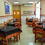 L'escala Hotell 2*